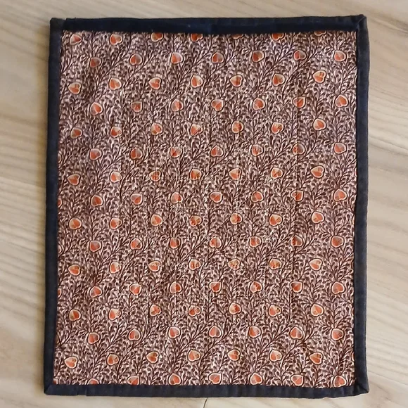 Small Pinwheel Garden Handmade Quilted Wall Hanging 10.25" x 12" - Picture 8 of 13